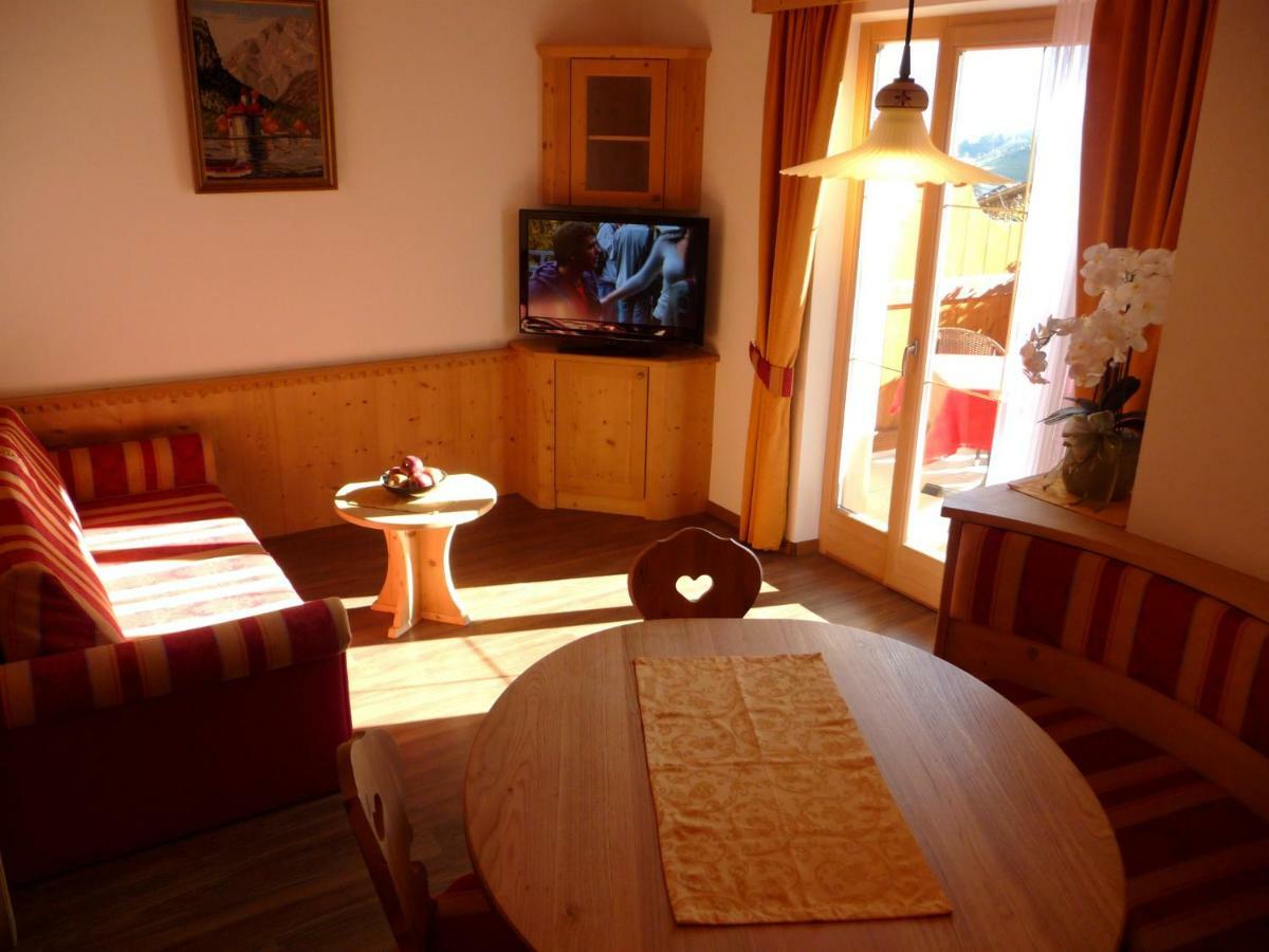 Ferienwohnungen Obermoarhof Lagundo Exterior foto